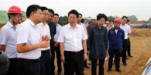 长沙市委书记胡衡华督察长沙J9集团技术
管道安装项目